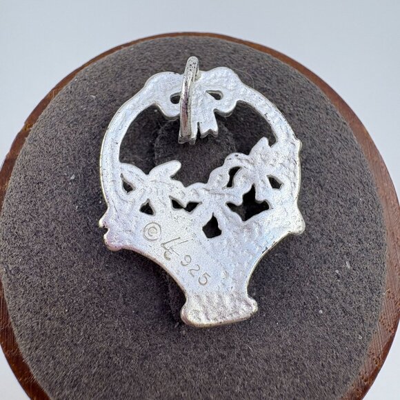 VTG Solid Sterling Silver 925 Flower Basket Textured Pendant Size 1" Length - Picture 5 of 9